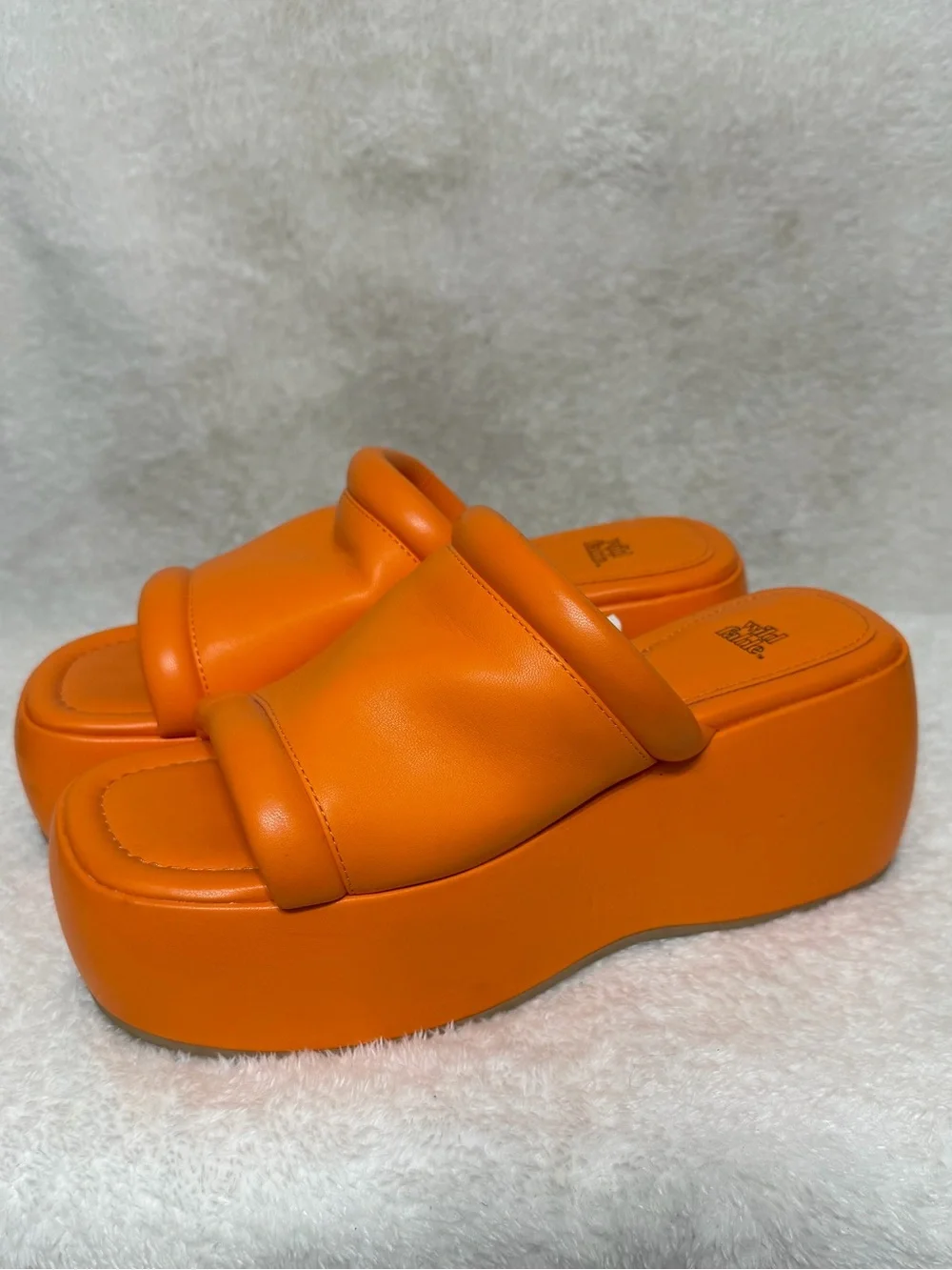 Wild Fable Neon Orange Platform Chunky Slide Sandals Size 8.5 New